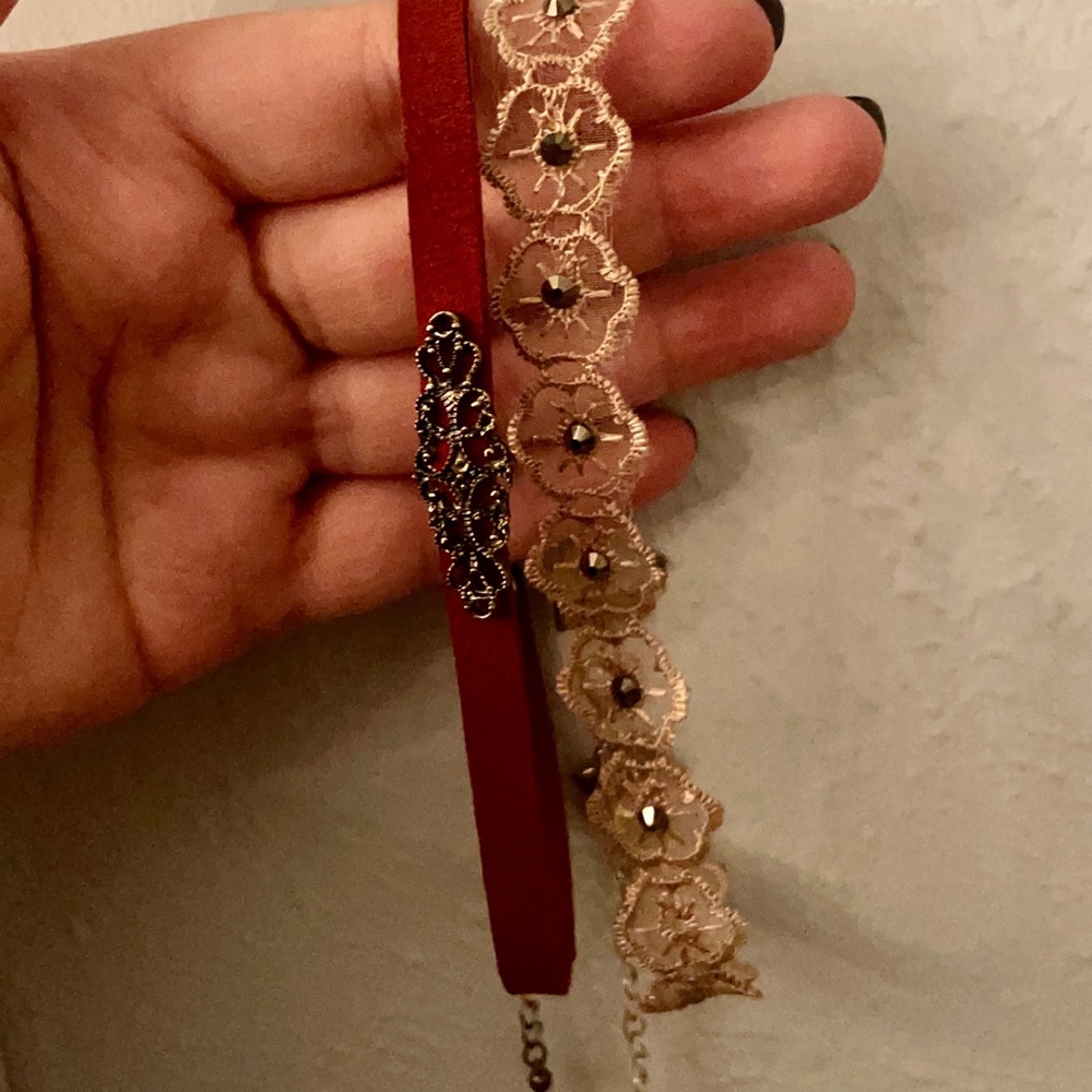Choker necklaces